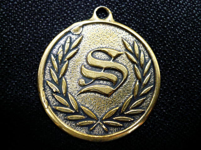 SYNDICATE INITIAL KEY HOLDER