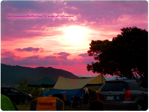 tent_and_sunset.jpg