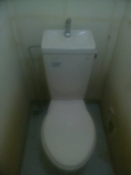 神戸市垂水区　トイレ、洗面改修工事
